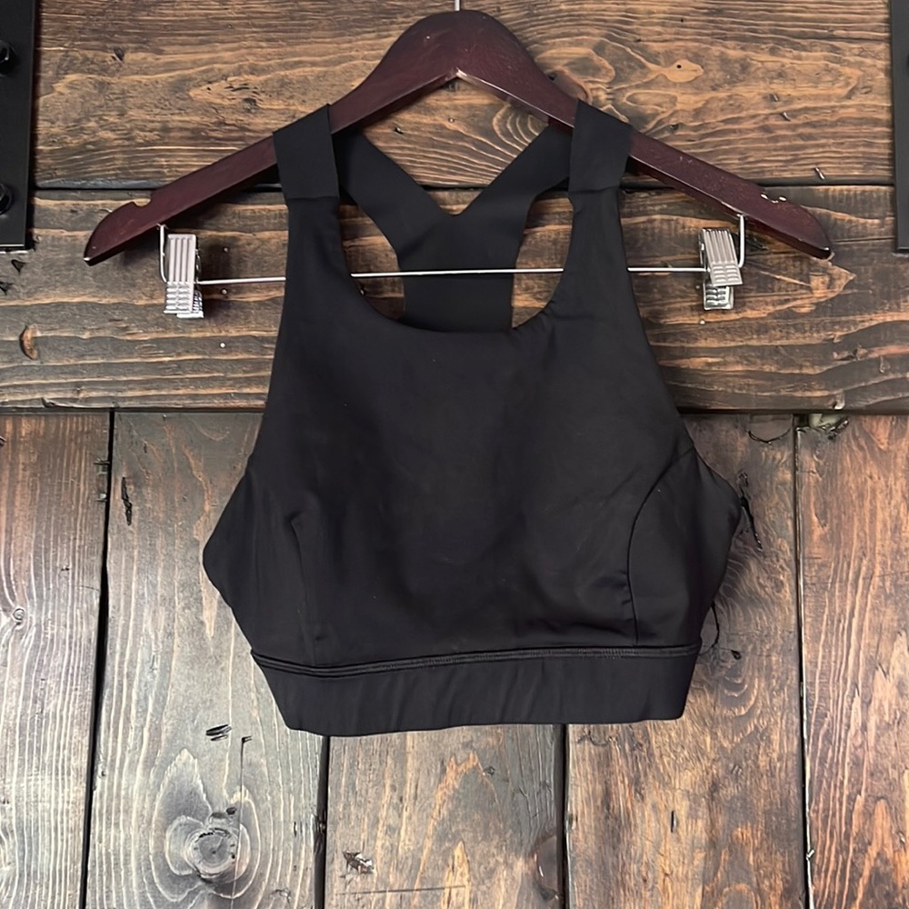 Black Lululemon fast and free bra